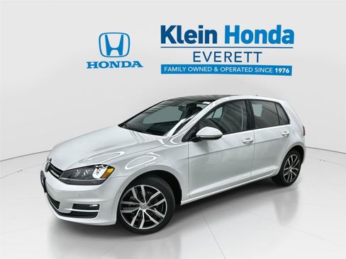 Used 2016 Volkswagen Golf SE image 1