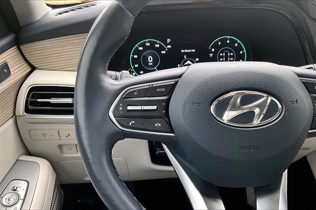Used 2021 Hyundai Palisade Limited FWD image 18