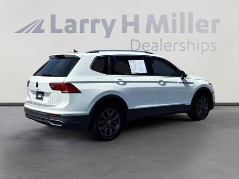 Used 2022 Volkswagen Tiguan SE FWD image 6