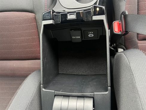 Certified 2024 Toyota Corolla SE image 20