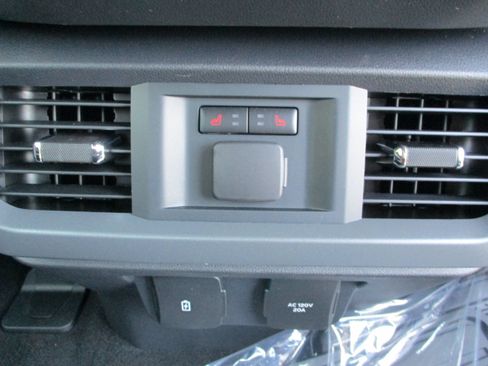 Used 2025 Ford F150 Lariat w/ Equipment Group 502A High AWD/4WD image 24