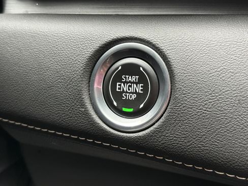 Used 2023 Cadillac Escalade Sport image 32