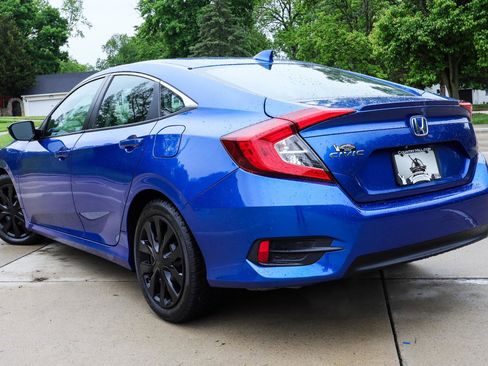 Used 2018 Honda Civic EX-T image 17
