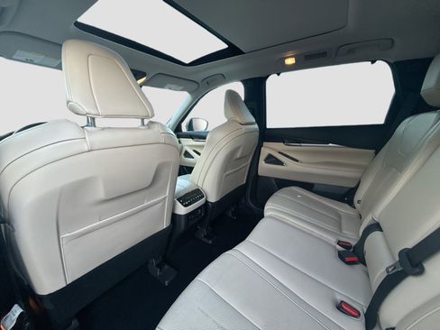 Used 2022 INFINITI QX60 Sensory w/ Cargo Package image 26