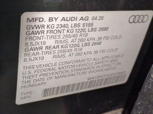 Certified 2025 Audi Q3 2.0T Premium w/ Convenience Package image 30