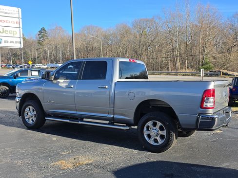 Used 2019 RAM 2500 Big Horn image 5