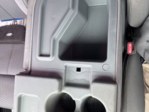 Used 2012 Ford F150 XLT w/ XTR Pkg image 19