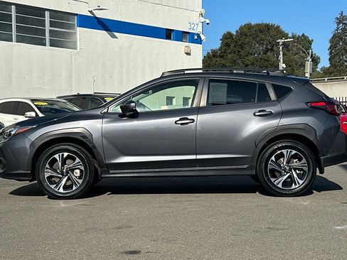 Used 2024 Subaru Crosstrek 2.0i Premium image 7