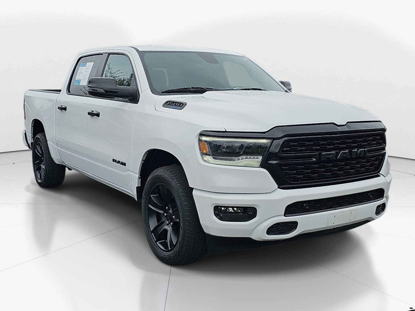 Used 2023 RAM 1500 Big Horn AWD/4WD image 2
