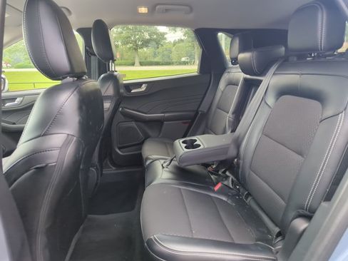Used 2023 Ford Escape SE FWD image 26