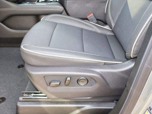 New 2026 GMC Yukon XL Elevation image 11