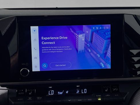 Used 2025 Toyota Camry SE w/ Convenience Package image 27