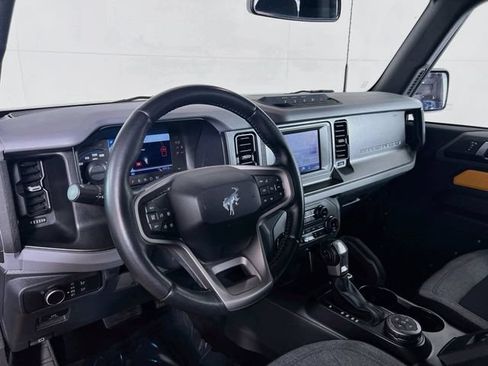 Used 2022 Ford Bronco Big Bend w/ Sasquatch Package AWD/4WD image 11