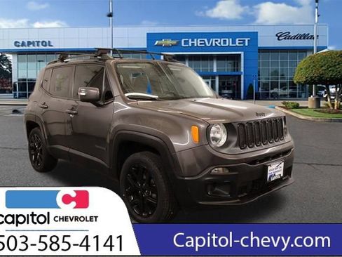 Used 2016 Jeep Renegade Latitude image 1
