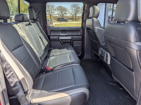 Used 2018 Ford F150 Raptor w/ Equipment Group 802A Luxury image 35