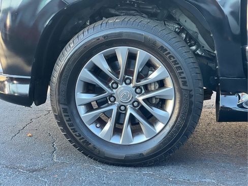 Used 2016 Lexus GX 460 Luxury image 29