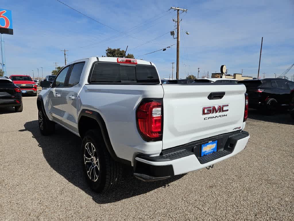 Used 2024 GMC Canyon AT4 AWD/4WD image 6