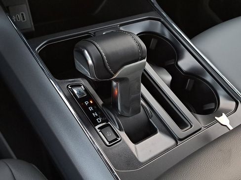 New 2025 Ford F150 Lightning Flash image 32