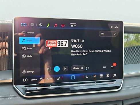 Certified 2026 Volkswagen Tiguan SE R-Line AWD/4WD image 28