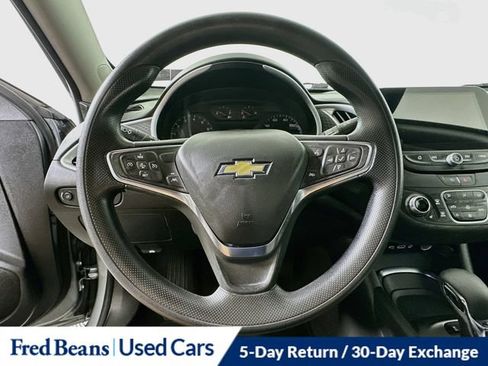 Used 2024 Chevrolet Malibu LT FWD image 16