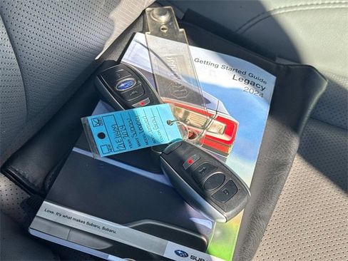 Used 2024 Subaru Legacy Limited image 6