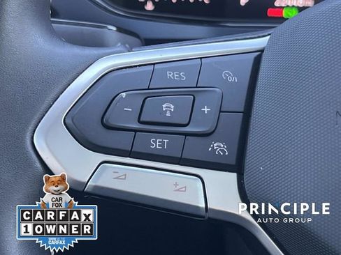 Certified 2023 Volkswagen Taos SE w/ Panoramic Sunroof Package image 19