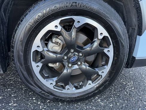 Used 2021 Subaru Crosstrek 2.0i Premium image 11