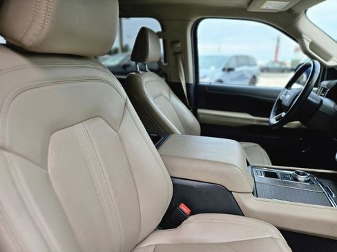 Used 2024 Ford Expedition Max Limited RWD image 15