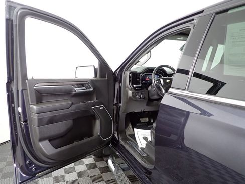 Used 2022 Chevrolet Silverado 1500 LTZ w/ LTZ Premium Package AWD/4WD image 23