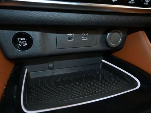 Used 2025 Nissan Rogue Platinum w/ Platinum Premium Package image 23