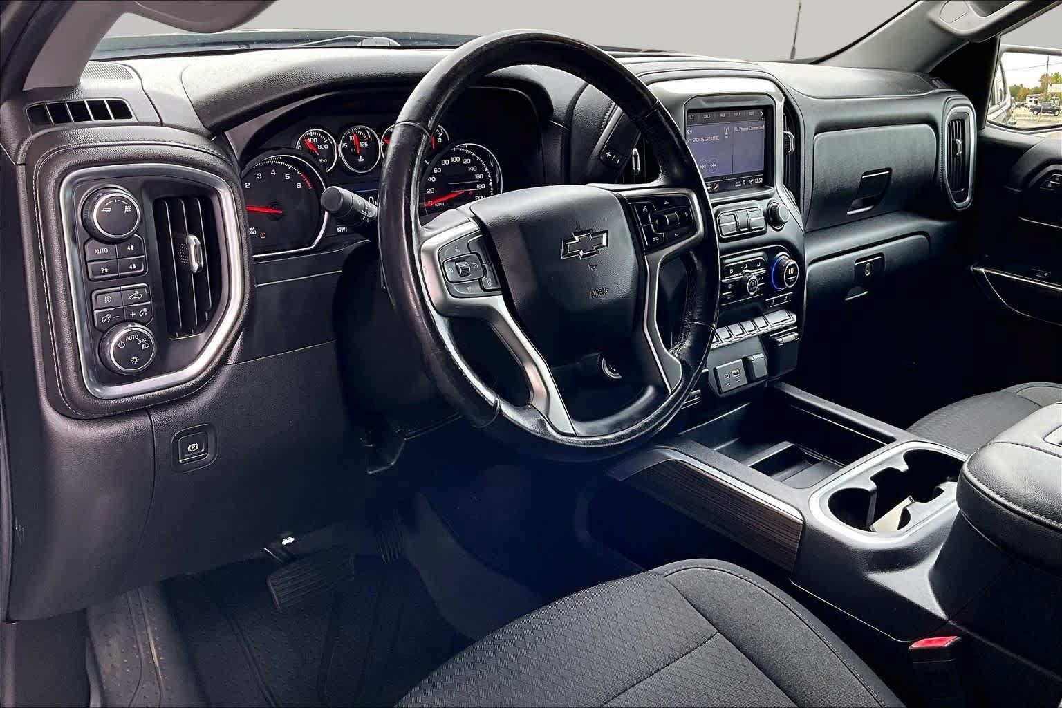 Used 2019 Chevrolet Silverado 1500 LT Trail Boss AWD/4WD image 18