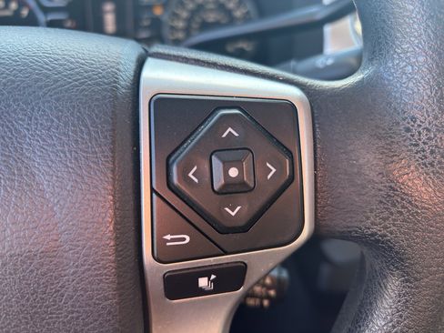 Used 2019 Toyota Tundra SR5 image 10