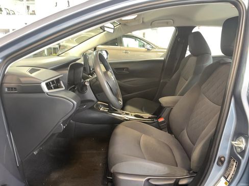Used 2022 Toyota Corolla LE image 20