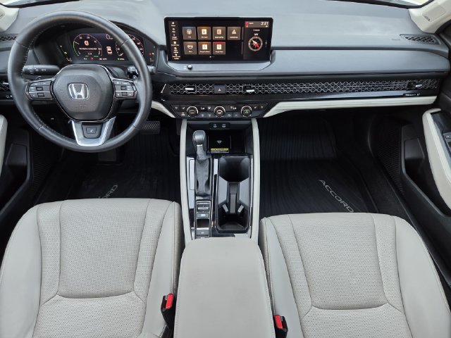 Used 2025 Honda Accord Touring image 29