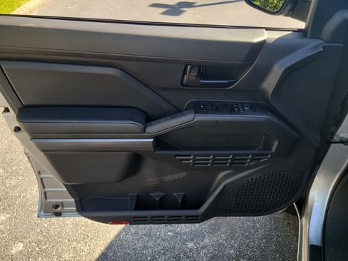 Certified 2024 Toyota Tacoma SR5 RWD image 17