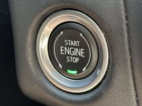 Used 2021 Chevrolet Tahoe LT AWD/4WD image 18