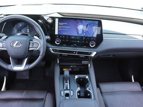 Certified 2024 Lexus RX 350 FWD w/ Convenience Package image 29