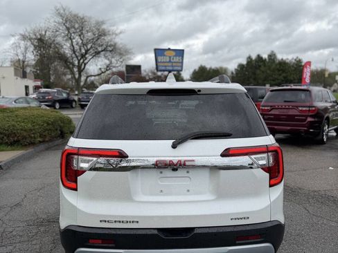 Used 2020 GMC Acadia SLT w/ Premium Package image 6