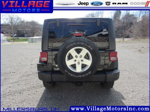 Used 2018 Jeep Wrangler Unlimited Sport S image 5