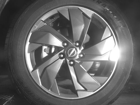 Used 2025 Nissan Rogue SV image 12