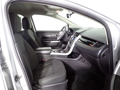 Used 2014 Ford Edge SE w/ Equipment Group 101A FWD image 29