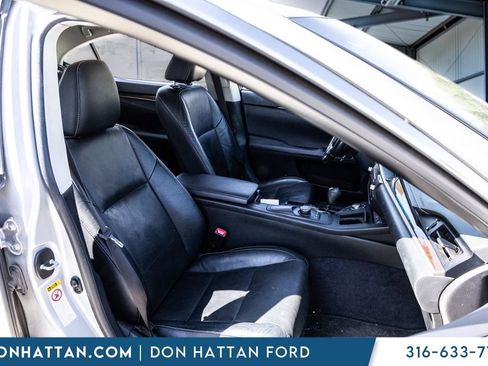 Used 2013 Lexus ES 350 w/ Luxury Pkg FWD image 20