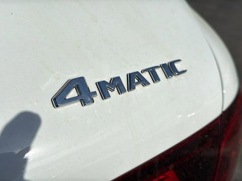 Used 2022 Mercedes-Benz GLC 300 4MATIC w/ Premium Package Lite image 18