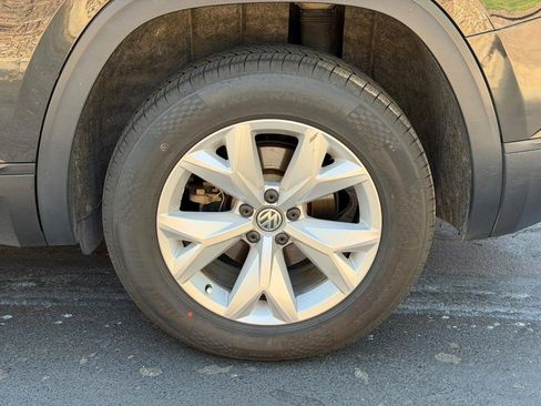 Used 2019 Volkswagen Atlas SE w/ Towing Package AWD/4WD image 7