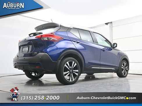 Used 2020 Nissan Kicks SR w/ SR Premium Package image 21