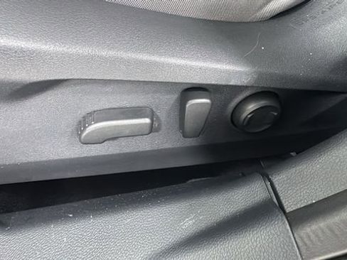 Certified 2025 Subaru Legacy Premium image 13