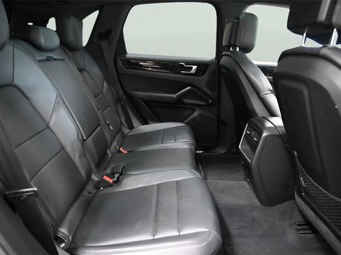 Used 2019 Porsche Cayenne AWD/4WD image 20