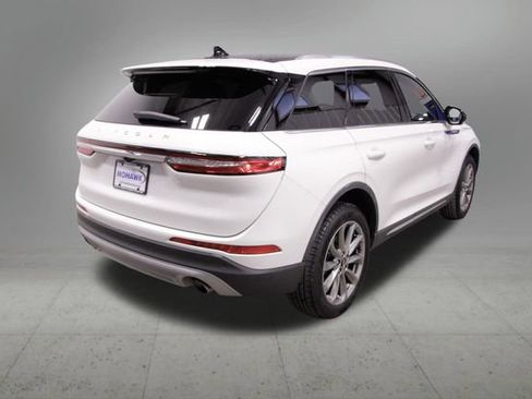 Used 2020 Lincoln Corsair Standard w/ Premium Package image 5