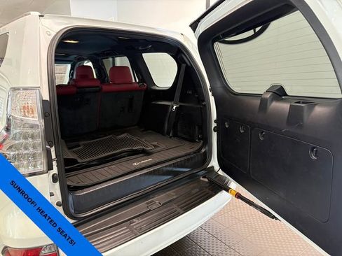 Used 2020 Lexus GX 460 Premium w/ Premium Package AWD/4WD image 25