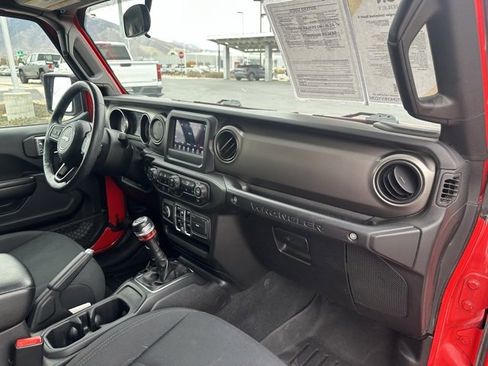Used 2018 Jeep Wrangler Unlimited Sport S image 24